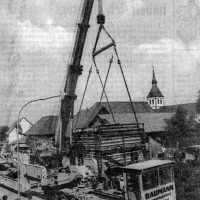 1991 - Transport des "Tagelöhnerhauses" in das Freilichtmuseum Detmold (Bild Zeitungsausschnitt)